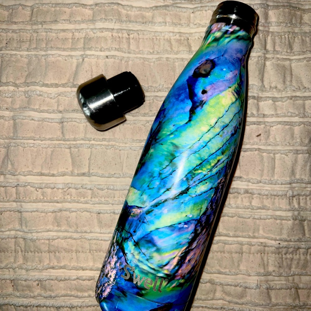 multi color water bottle